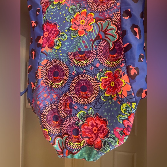 Next Rashgard Suit - Picture 5 of 7